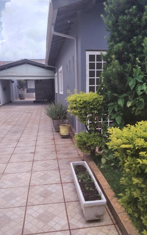 casa a 5 minutos do aeroporto e Univida Araraquara Exterior foto