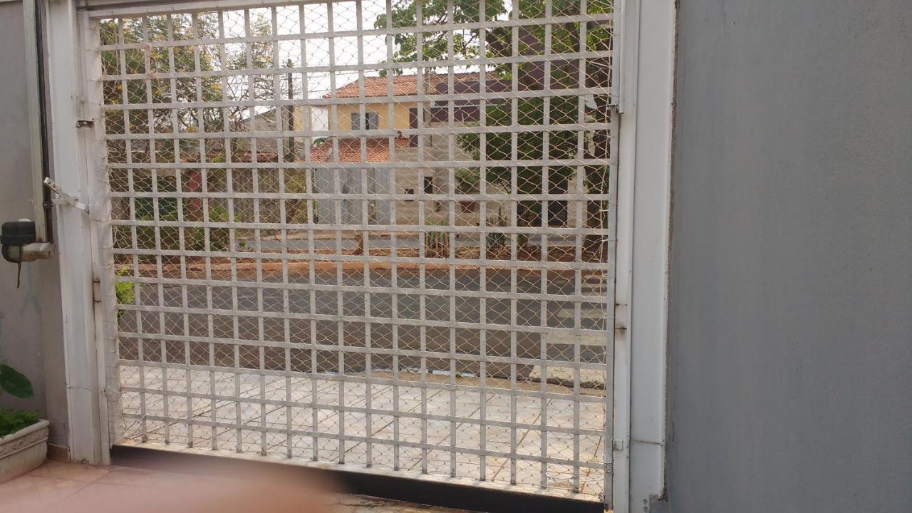 casa a 5 minutos do aeroporto e Univida Araraquara Exterior foto